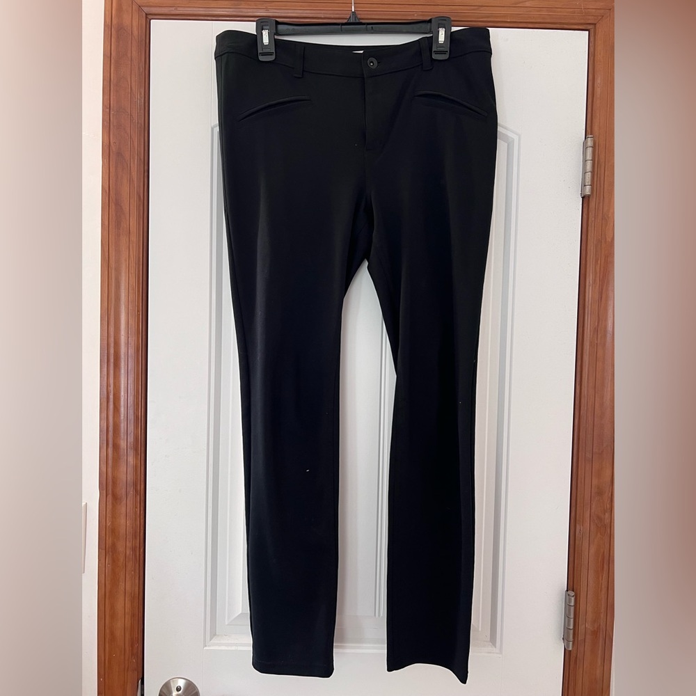 Sz 10 DKNY Black pants